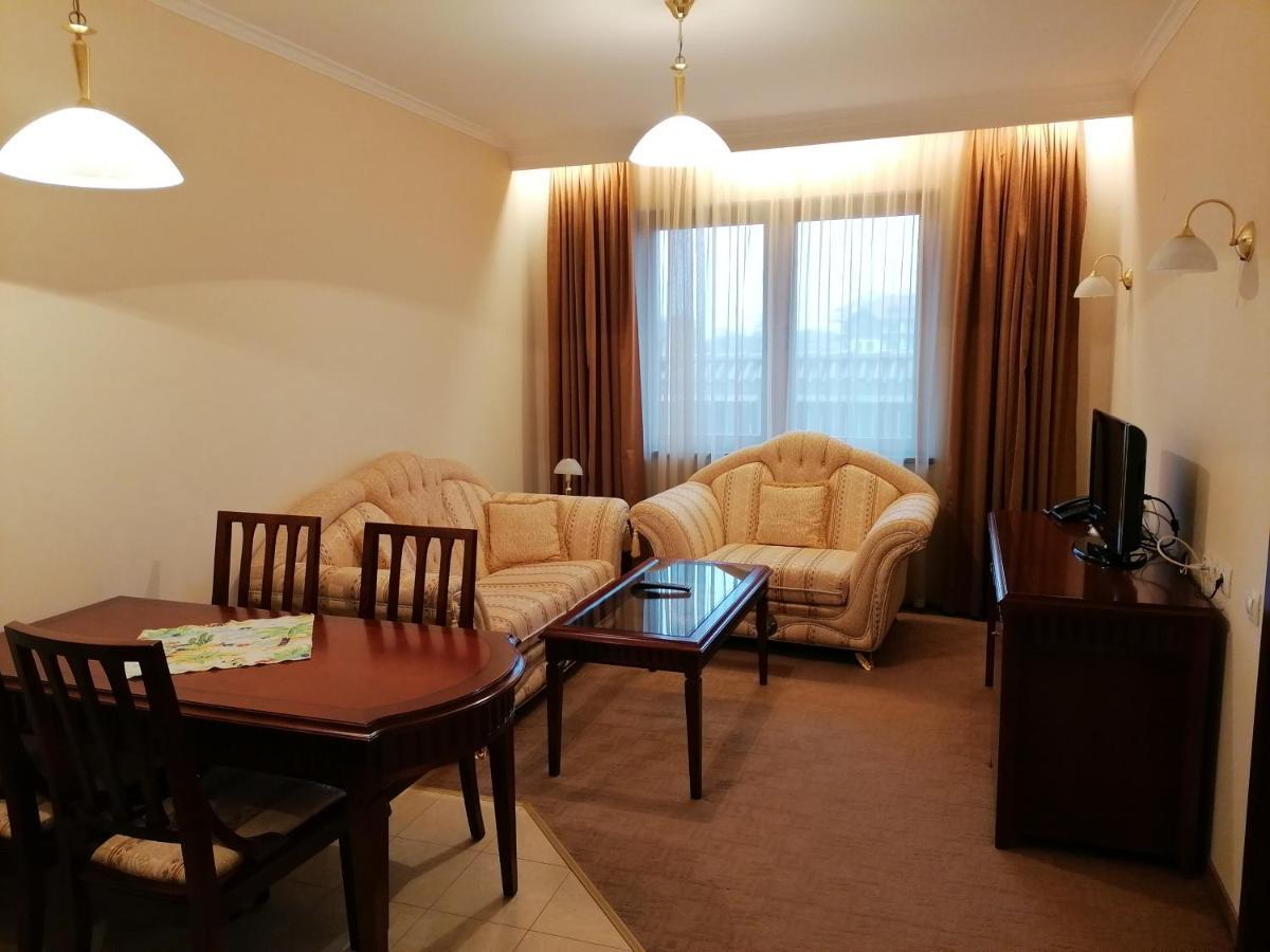 Downtown Luxury Private Apartments Bansko Quarto foto